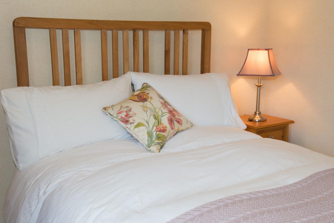 Bishopcleugh Guest House 로커비 외부 사진